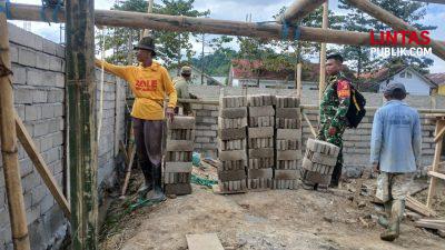 Babinsa Koramil 1314-02/Atinggola Awasi Pembangunan KDKMP di Desa Wapalo