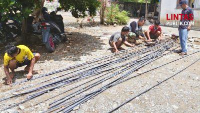 Kades Bulontio Timur Tinjau Pekerjaan Jembatan Perintis Garuda, Pastikan Progres Sesuai Rencana